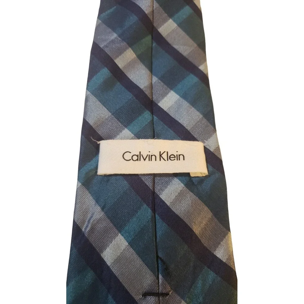 Calvin Klein Men Necktie 3.75 x 59 Silk Navy Tea Plaid Executive Office Work Tie